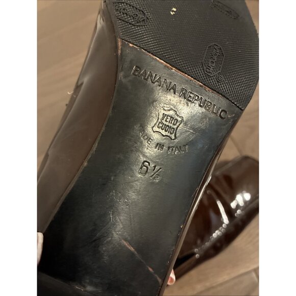 Banana Republic Italy Chocolate Brown Patent Leather Low Block Heel Loafers 6.5 - Picture 6 of 7